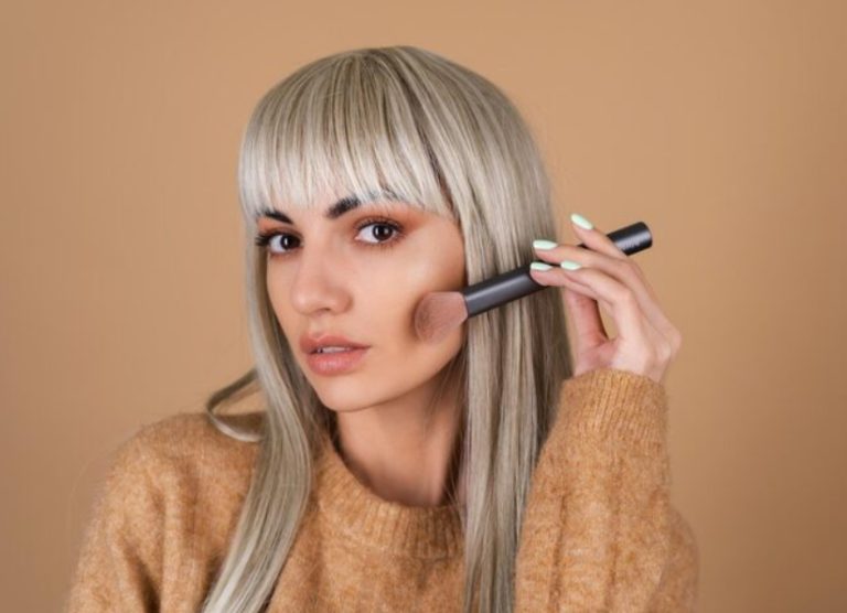 Everyday Contour Makeup Routine for a Natural Glow