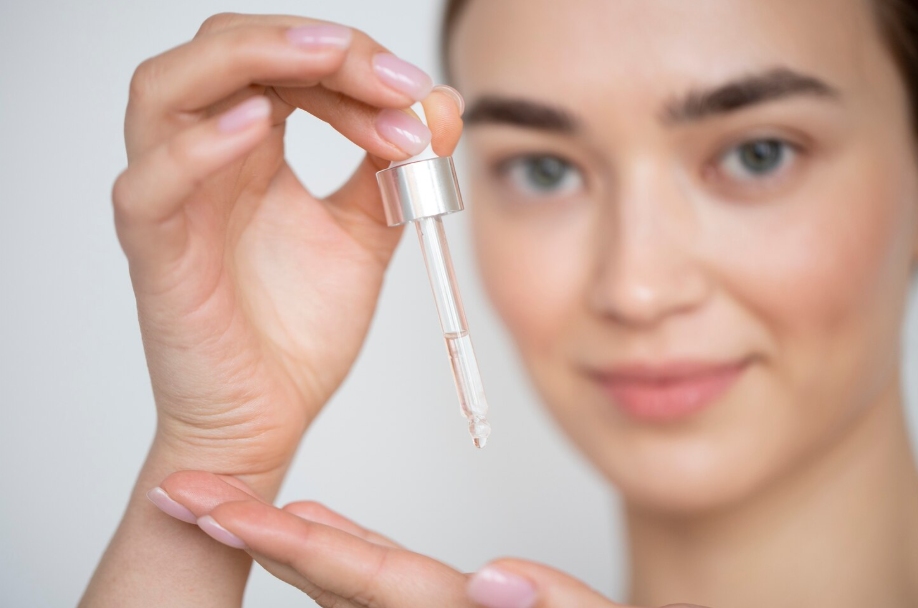 يوفر Yingji مستحضرات التجميل خيارات OEM و ODM للعلامات التجارية