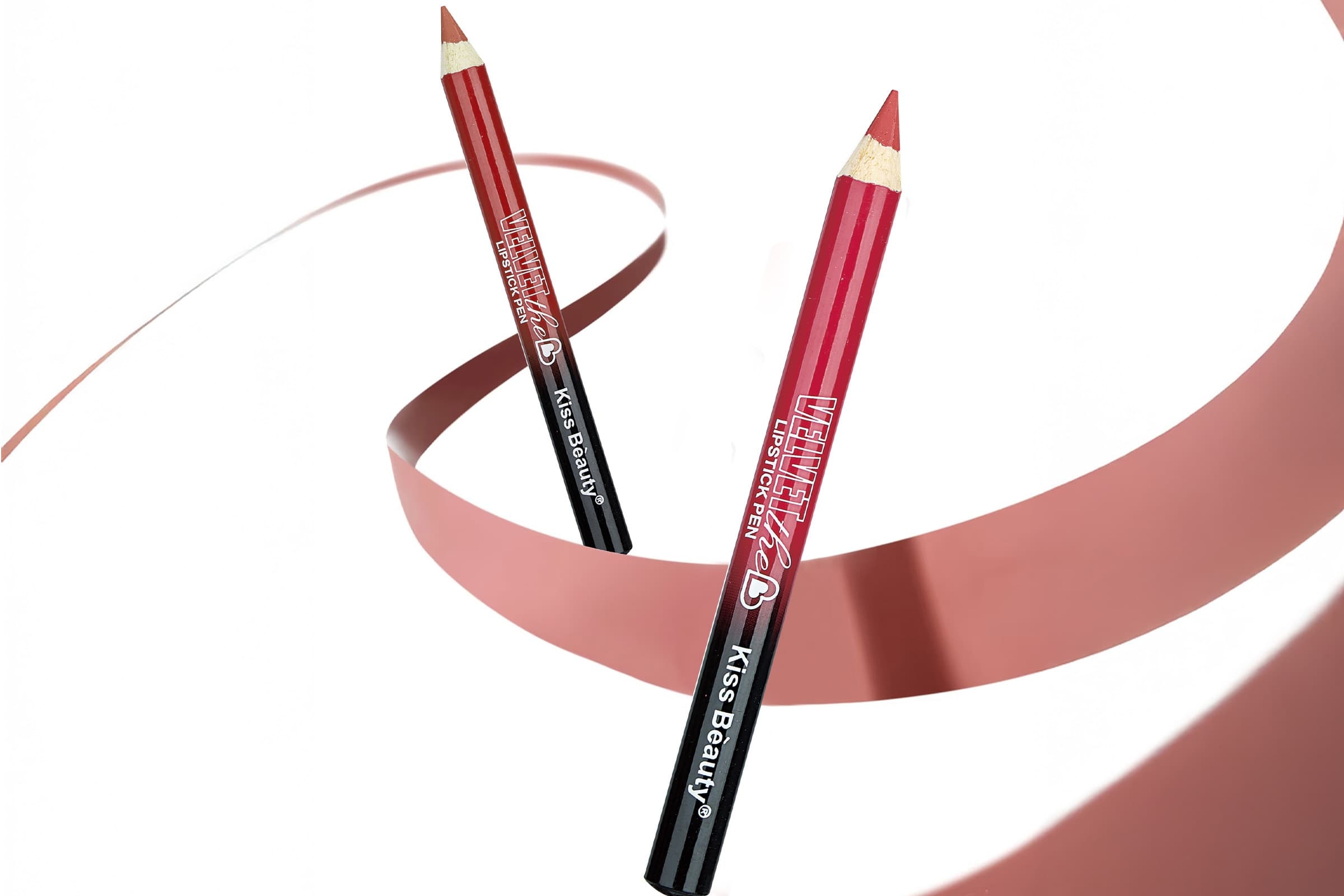 Yingji Cosmetic offers smooth, high-pigment matte lipsticks with long-lasting hydration